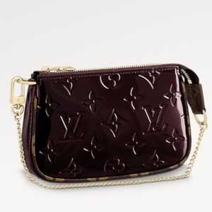 ❌SOLD❌ LV Vernis Mini Pochette